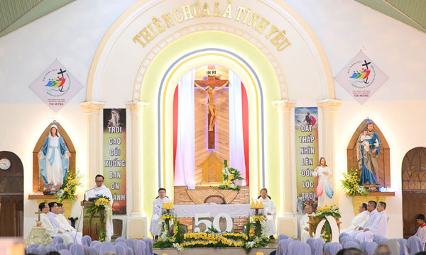 Bài giảng Thánh lễ Tạ Ơn 50 năm thành lập cộng đoàn Nazareth An Mỹ